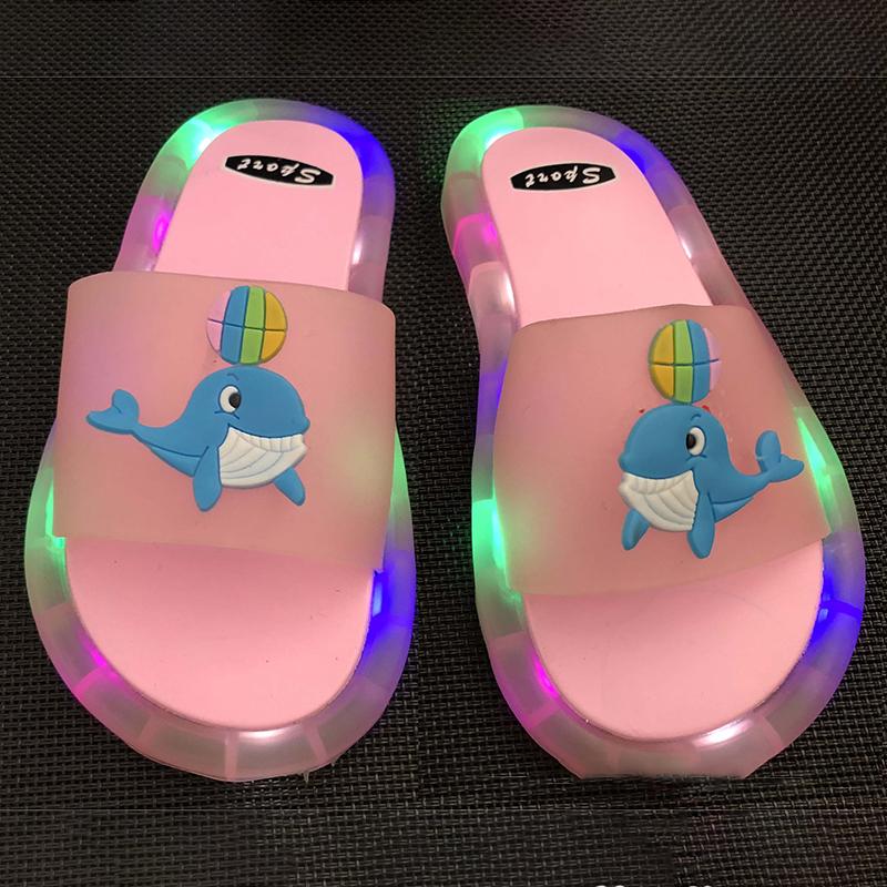 LED Kinder Hausschuhe Baby Sandalen Kinder Schuhe für Mädchen Jungen Leuchtende Schuhe Kleinkind Mädchen Hausschuhe Kinder Einhorn 26/27# von Joom DACH