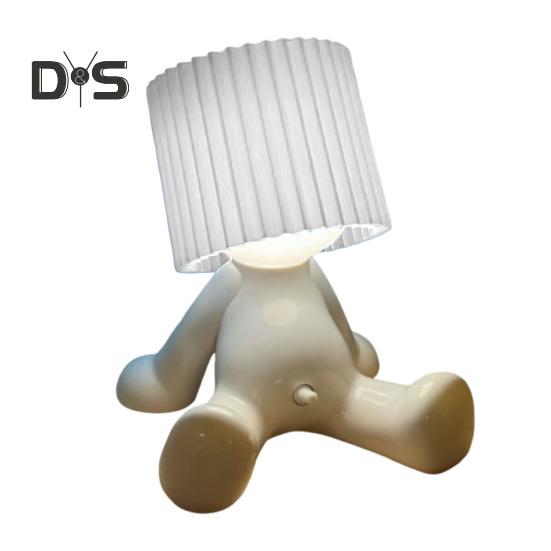 LED-Nachtlicht, sanftes Leuchten, kreative Form, breite Anwendung, lustige Plug-in-Tischlampe, jungeförmige Nachttischlampe, Dekoration 3W weiß von Joom DACH