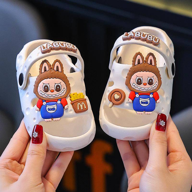 Labubu Cartoon Kinder Sommer Weichsohle Anti-Rutsch Hausschuhe für Jungen & Mädchen 13CM (Size 20-21) weiß von Joom DACH