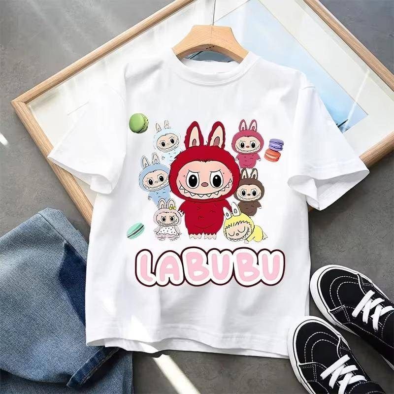 Labubu Original Kinder T-Shirt Junge Mädchen Kawaii Anime Muster Kurzarm Sommer Trendy Lässiges T-Shirt Top Kind Labubu Kleidung Geschenk 130 von Joom DACH