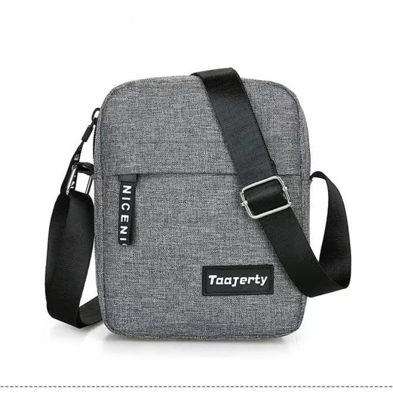 Lässige Mini-Umhängetasche, kleine Umhängetasche für Herren, diagonaler kleiner Rucksack, leichte Messenger-Handytasche, Gürteltasche für Jungen von Joom DACH