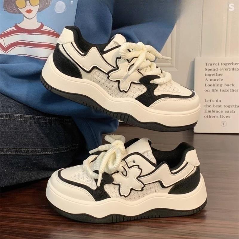 Lässige Sneaker mit dicker Sohle Damen Herbst Neu All-Matching XINGX Weiße Schuhe Studenten Flacher Sneaker 40 schwarz von Joom DACH
