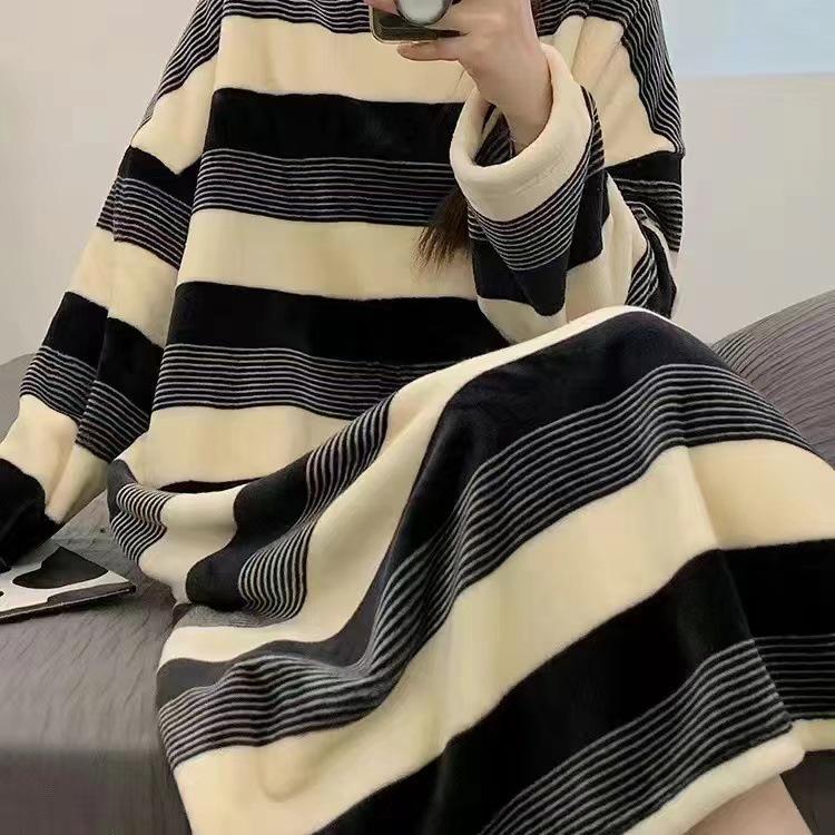 Langärmliges Flanell-Nachthemd mit Cartoon-Motiv für Damen – gemütliche Herbst-/Winter-Nachtwäsche für Studentinnen und Damen XXL (120-140 kg) von Joom DACH