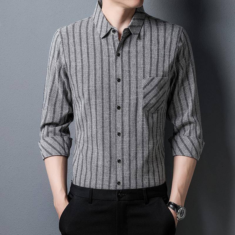 Langarmhemden aus reiner Baumwolle und Leinen für Männer mittleren Alters im Frühling und Herbst, bügelfreie Hemden für Väter, lässige Oberteile mit Taschen, Herrenhemden 4XL von Joom DACH