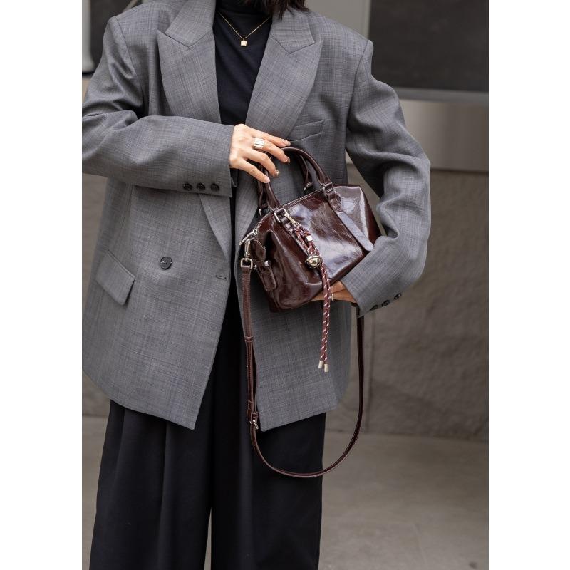 Leder Braune Tasche Retro Herbst und Winter Hochwertige Tragbare Kissen-Tasche Umhängetasche Damen Kleine Tasche Width 26 * Height 14 * Thick 10CM von Joom DACH