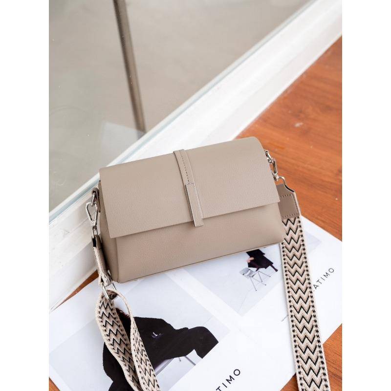 Leder Damen Tasche Kleine Quadratische Tasche Pendler Damen Tasche Schultertasche Stil Retro Ledertasche Umhängetasche 25*16*9CM von Joom DACH