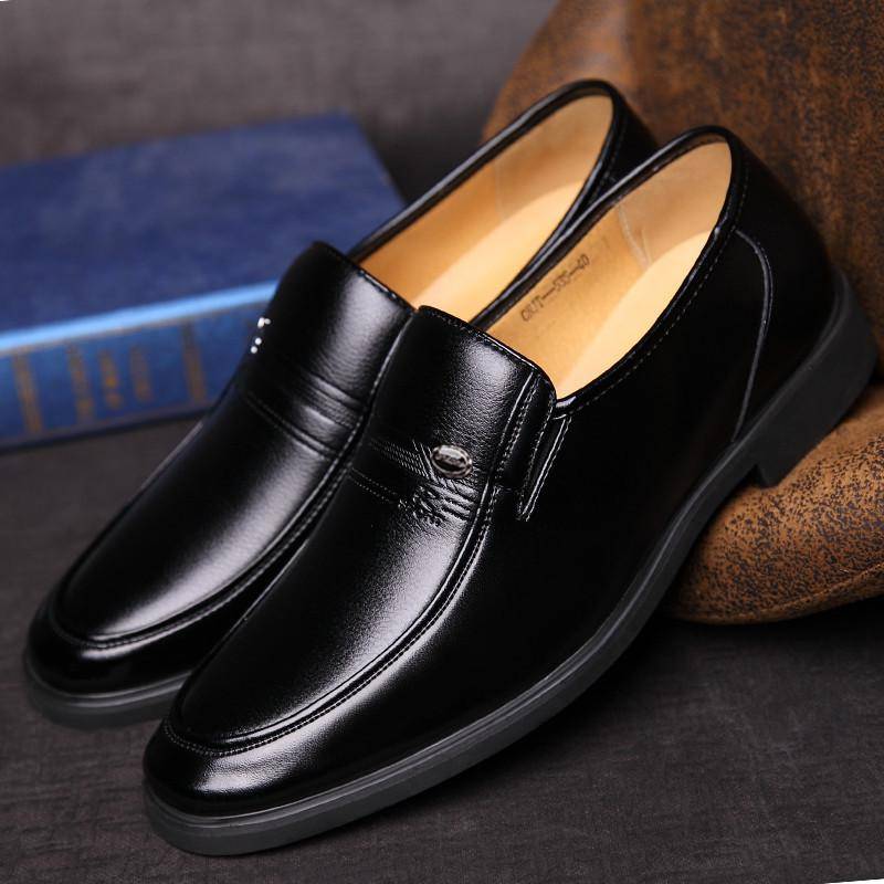 Leder Herren Formale Schuhe Luxus Herren Loafer Kleid Mokassins Atmungsaktive Slip auf Schwarz Fahrschuhe Plus Größe 42 schwarz von Joom DACH