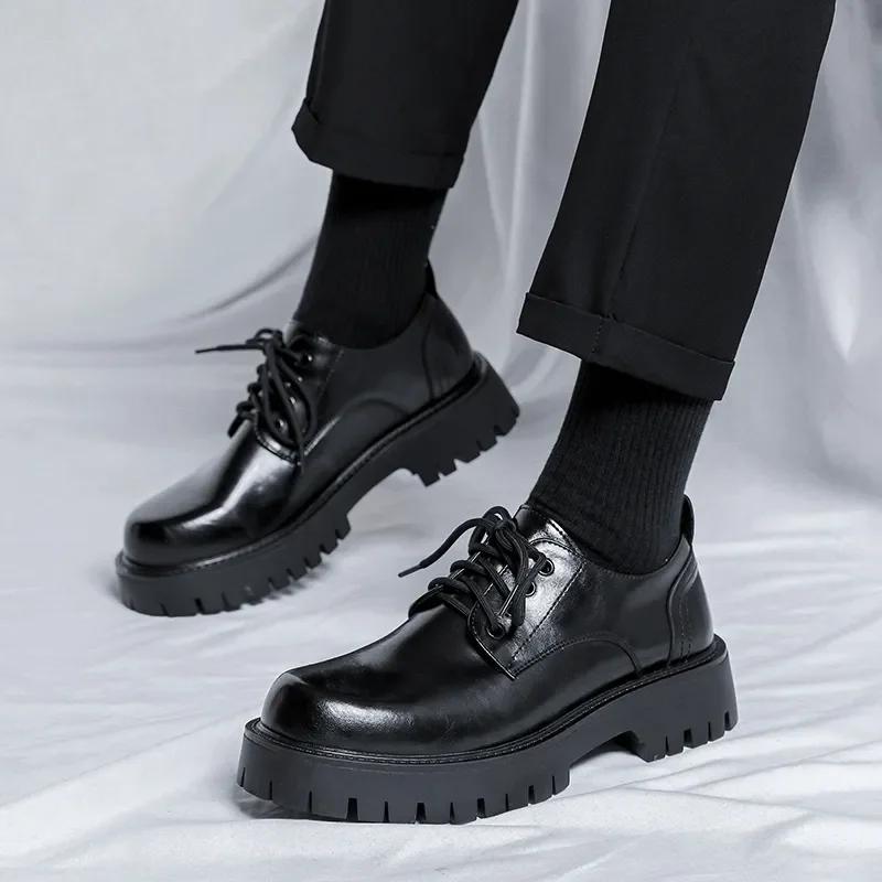 Lederschuhe Herren Casual Business Britische Derby-Schuhe mit dicker Sohle Schwarze Herrenstiefel für den Bräutigam und die Hochzeit 42 schwarz von Joom DACH