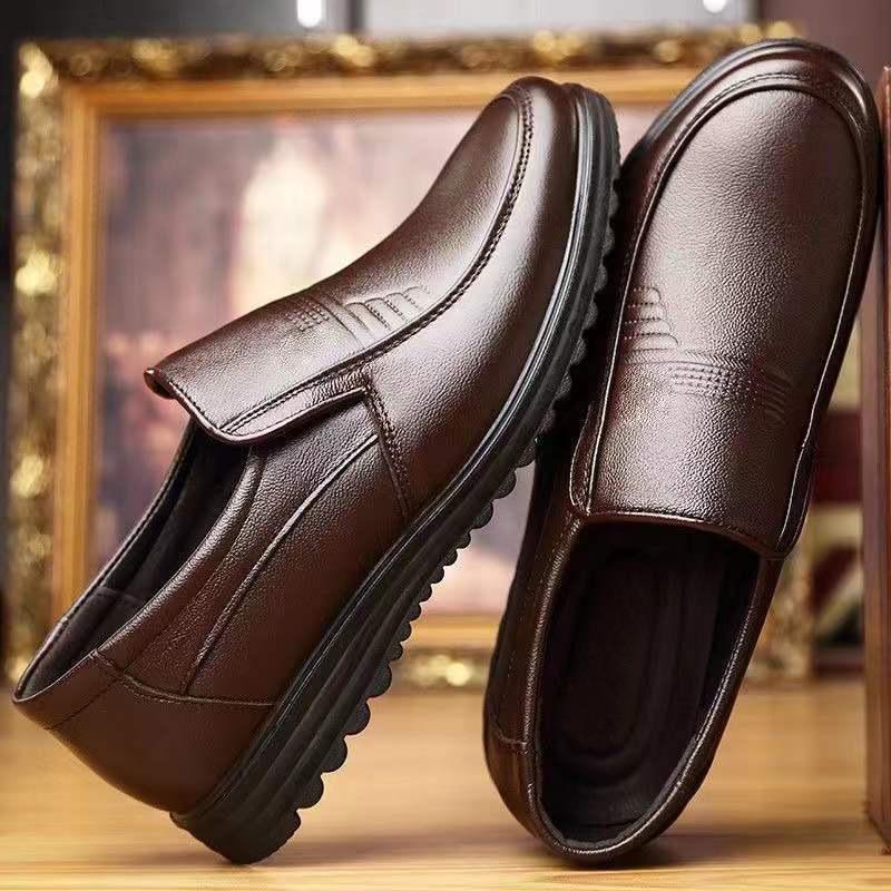 Lederschuhe Herren Formelle Kleidung Freizeitschuhe Weiche Sohle Atmungsaktive Herrenschuhe Mittleres und Älteres Alter Herrenschuhe 41 von Joom DACH