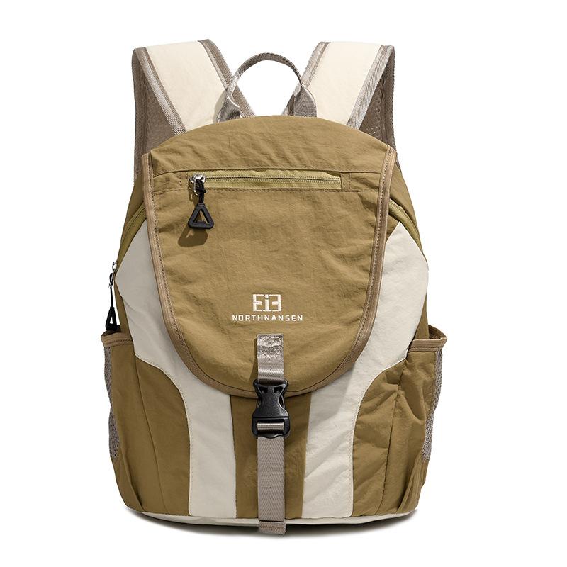 Leichter Reise-Rucksack für den Außenbereich mit modischem Farbkontrast, geeignet für Männer und Frauen khaki von Joom DACH