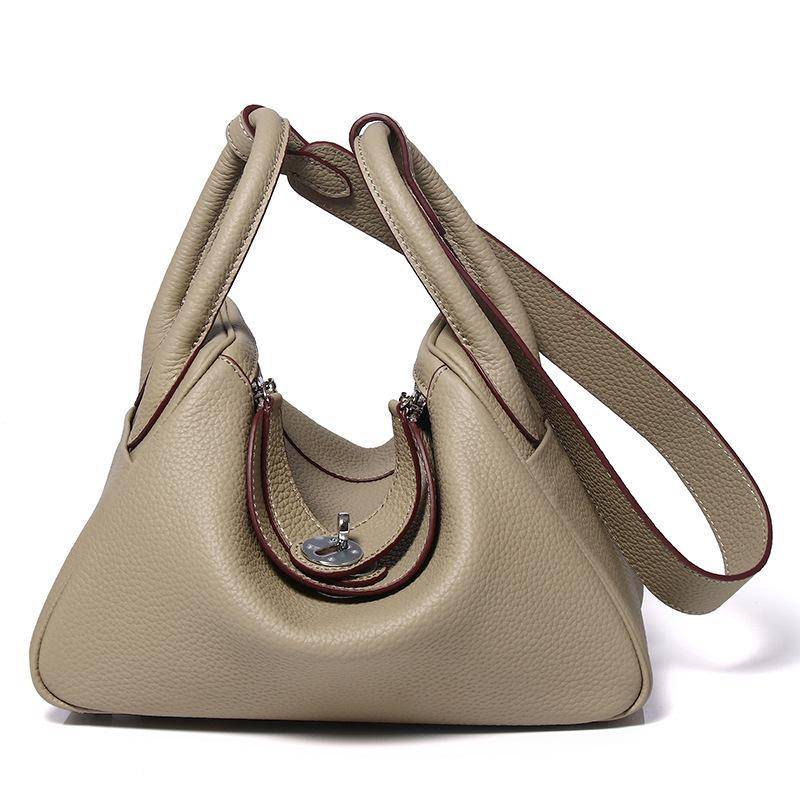 Lindy-Tasche mit silberner Schnalle: Echtes Leder mit Litschi-Muster, Rindsleder – Damen-Schulter- und Umhängetasche für Ärzte 30cm von Joom DACH