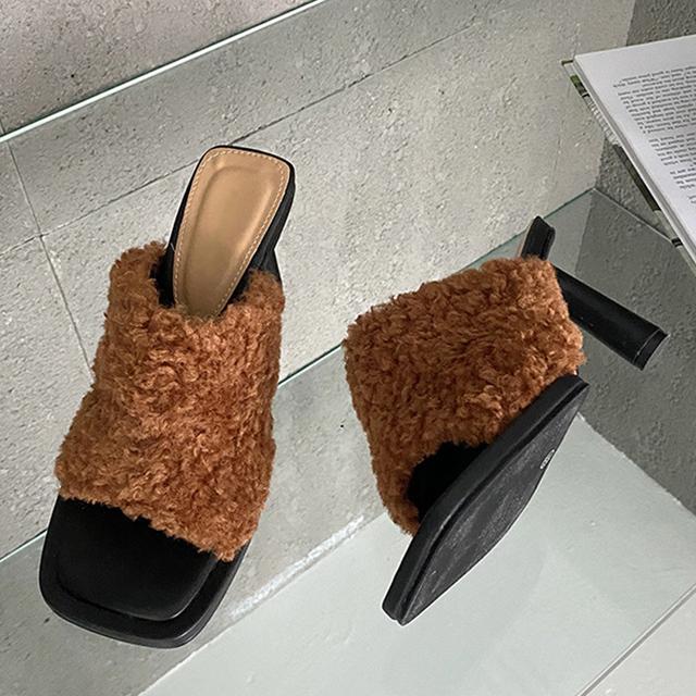 Liyke Sommer Neue Damen Hausschuhe Mode Plateau Quadratische Zehenabsätze Damen Hochwertige Pantoletten Schuhe Outdoor Kleid Party Sandalen 35 braun von Joom DACH