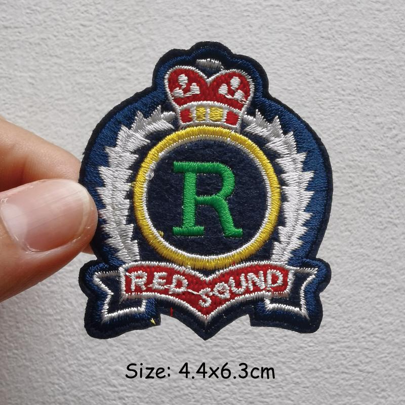 Logo Stickerei Patch Eisen Auf Patches DIY Rock Stil Punk Patches Auf Kleidung Mode Streifen DIY Punk Abzeichen Aufkleber 4.4x6.3cm von Joom DACH
