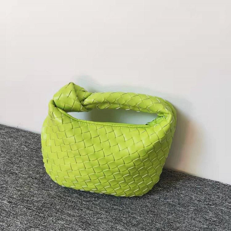 Luxuriöse Clutch mit Reißverschluss aus gewebtem Leder für Damen, modische Schultertasche, Hobo-Handtasche, weiche Hobo-Einkaufstasche Luxuriöse Clutch mit Reißverschluss aus gewebtem Leder für Damen, modische Schultertasche, Hobo-Handtasche, weiche Hobo-Einkaufstasche von Joom DACH