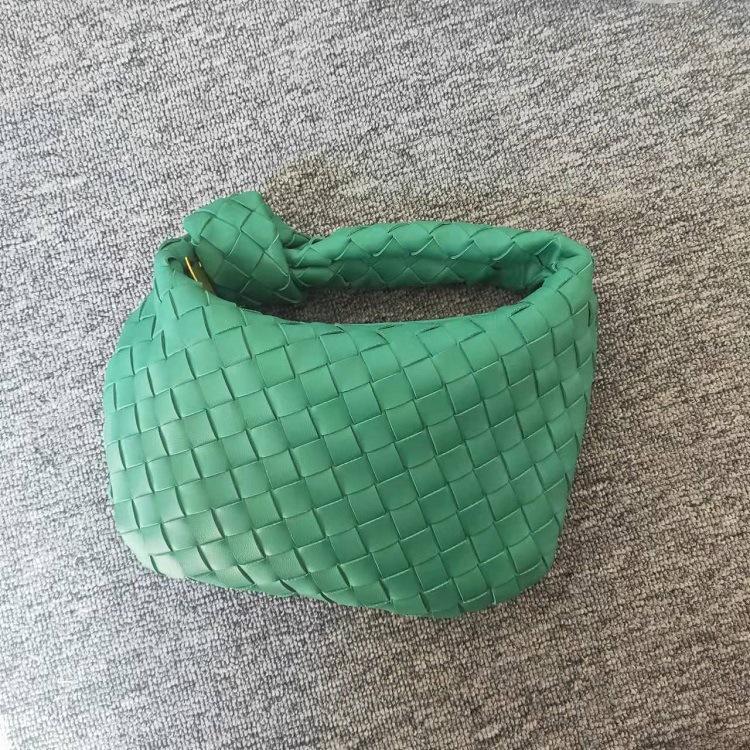 Luxuriöse Clutch mit Reißverschluss aus gewebtem Leder für Damen, modische Schultertasche, Hobo-Handtasche, weiche Hobo-Einkaufstasche Luxuriöse Clutch mit Reißverschluss aus gewebtem Leder für Damen, modische Schultertasche, Hobo-Handtasche, weiche Hobo-Einkaufstasche von Joom DACH