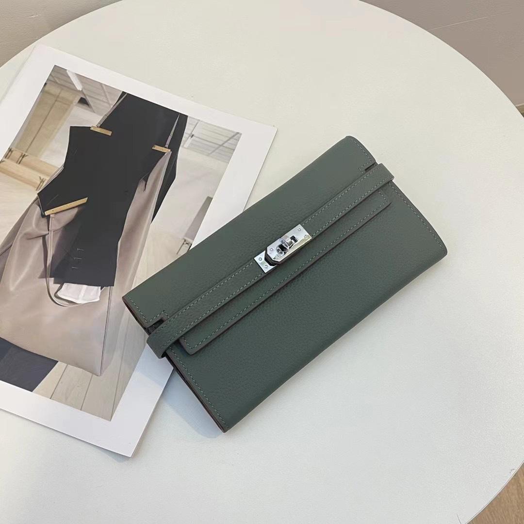 Luxuriöse Damen Geldbörsen aus echtem Leder Hohe Qualität Erste Schicht Rindsleder Langes Portemonnaie Silberfarbener Drehverschluss Geldbörse Wunderschöne Clutch ohne Logo hellgrüne von Joom DACH