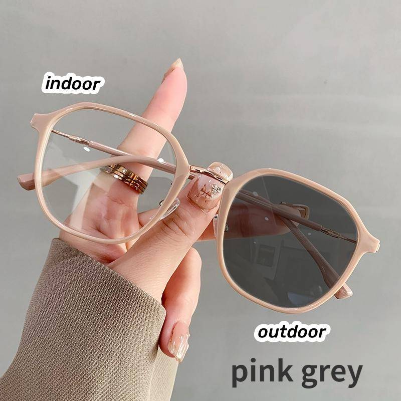 Luxus Frauen Photochrome Myopie Brille Mode Trendy Minus Dioptrien Brillen Outdoor Farbwechsel Sonnenbrille Rezept -1.5 von Joom DACH