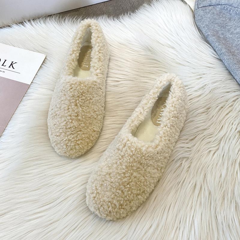 Luxus Lambwool Mokassins Femme Winter Baumwolle Schuhe Frauen Warme Plüsch Faulenzer Bequeme Lockige Schafe Pelz Wohnungen Frau Große Größe 41 apricot von Joom DACH