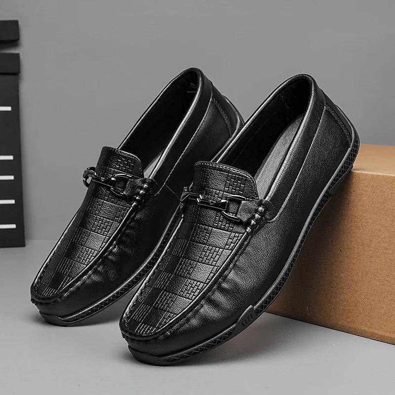 Luxusmarke Schwarzes Leder Herren Freizeitschuhe Neu Formelle Kleiderschuhe Sneaker Designer Herren Slipper Atmungsaktiv Slip-on Fahrschuhe 39 von Joom DACH