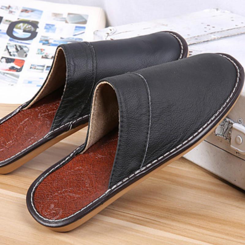 Männer Hausschuhe Luxus Frühling Hause Hausschuhe Kuh Leder Indoor Slides Flip-Flops Flache Schuhe für Sommer 43 schwarz von Joom DACH