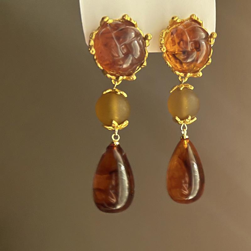 Maillard stil kaffee farbige geometrische blume herz ohrringe modische temperament ohrringe retro high-end-ohrringe von Joom DACH