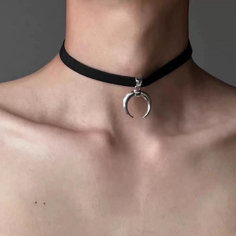 Mangxing double-layer necklace men's trendy sweater chain light luxury niche design hip-hop style couple boys and women's collarbone chain von Joom DACH