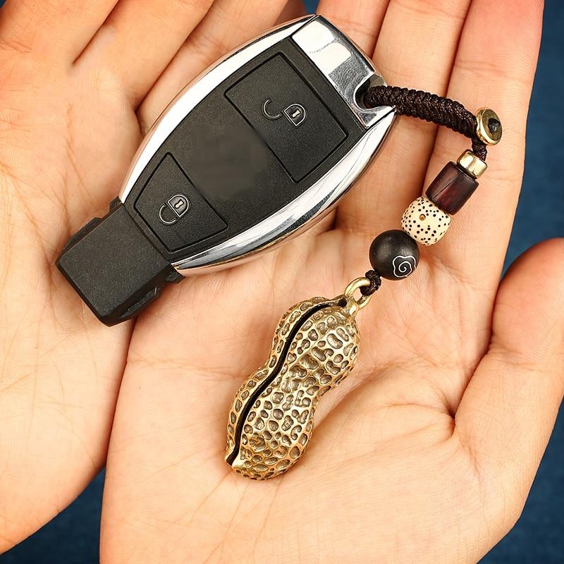 Messing Erdnuss Fisch Katze Pixiu Biest Auto Schlüsselanhänger Anhänger Retro Kupfer Tier Schlüsselanhänger Frauen Tasche Behänge Zubehör Geschenke Peanut von Joom DACH