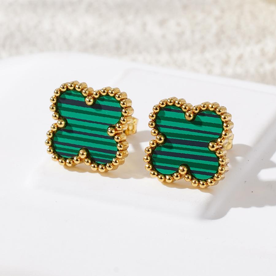 Mode 18k Titanstahl Vierblättriges Kleeblatt Ohrringe Damen Schlichte Muschel Leichter Luxus Hochwertiges Gefühl Ohrringe Persönlichkeitsohrringe von Joom DACH