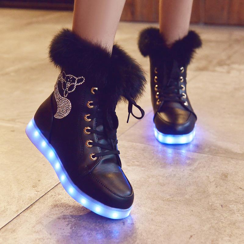 Mode 2024 Erwachsene Unisex Damen Herren Kind Leucht Turnschuhe USB Ladung Jungen LED Bunte Leuchtende Schuhe Warme Licht-up Botas Mujer Tênis 39 schwarz von Joom DACH