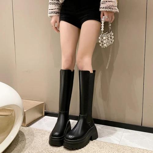 Mode Damen Plateau Kniehohe Stiefel Mode 2024 Weiche Leder Lange Stiefel Winter Motorradstiefel Slip-on Chunky Sneakers High Heels 39 schwarz von Joom DACH