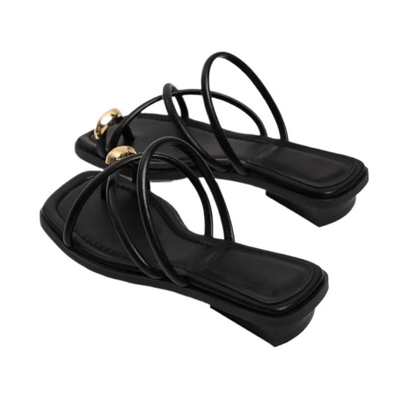 Mode Damen Sandalen mit dicker Sohle Sommer Neuer Stil Metalldekoration Kreuzriemen Quadratische Zehenpartie Pantoletten Mujer Hausschuhe Damen 39 schwarz von Joom DACH
