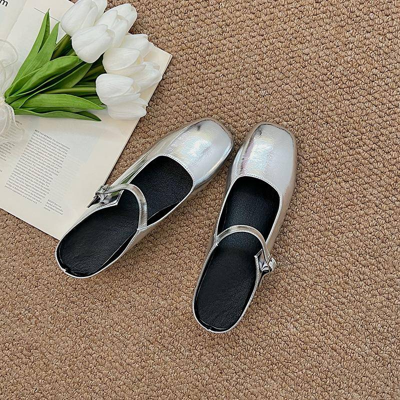 Mode Designer Sommer Pantoletten Hausschuhe Damenmode Niedrige Absatzschuhe Damen Elegant Partykleid Slides Sandalen 40 silber von Joom DACH
