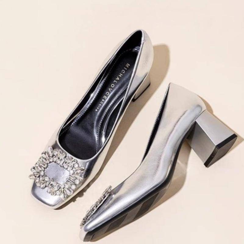 Mode Elegante und Einfache frauen Pumps 2024 Neue Koreanische Stil Silber Mary Jane Schuhe Modische Flachen Mund Damen Einzelnen schuhe 39 silber Mode Elegante und Einfache frauen Pumps 2024 Neue Koreanische Stil Silber Mary Jane Schuhe Modische Flachen Mund Damen Einzelnen schuhe 39 silber von Joom DACH