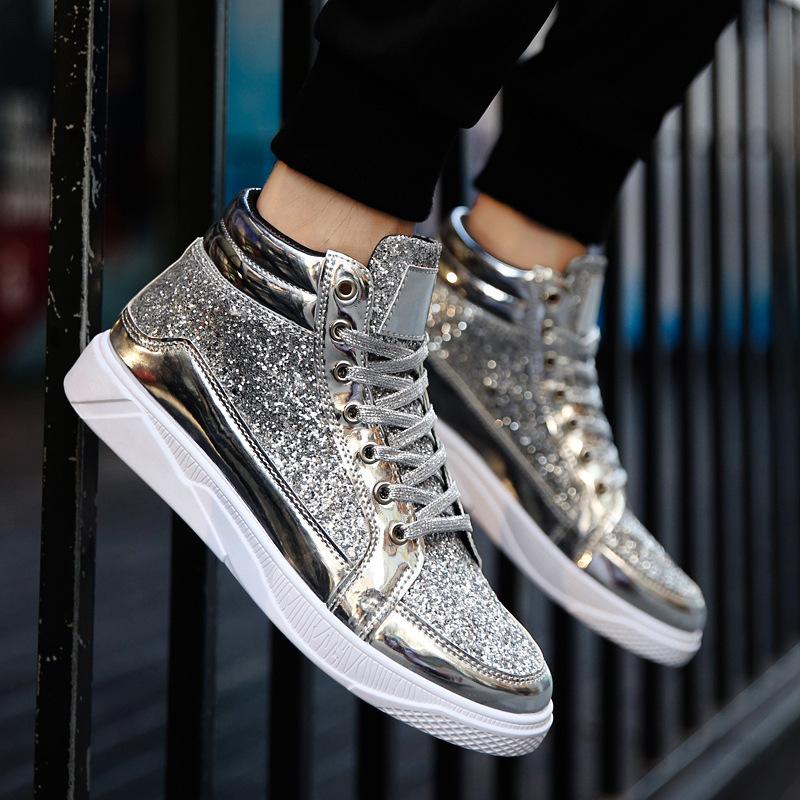 Mode Frauen High Top Sneakers Männliche Stiefeletten Gold Luxus Glitter Schuhe Streetwear Hip Hop Casual Stiefel Chaussures Homme 40 silber Mode Frauen High Top Sneakers Männliche Stiefeletten Gold Luxus Glitter Schuhe Streetwear Hip Hop Casual Stiefel Chaussures Homme 40 silber von Joom DACH