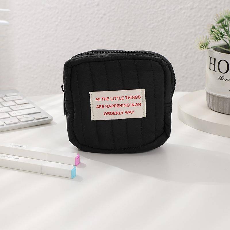 Mode Frauen Kleine Kosmetiktasche Reise Mini Damenbinden Organizer Make-Up Münze Geld Karte Lippenstift Aufbewahrungstasche Handtasche Tasche schwarz von Joom DACH