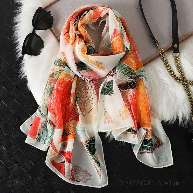 Mode Gedruckt Leopard Chiffon Hijab Schal Frauen Pareo Dame Bandanas Strand Handtücher Sommer Muslimischen Schleier Wrap Weibliche Foulard von Joom DACH
