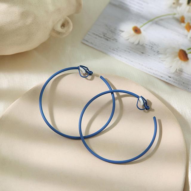 Mode Interweave Twist Kreis Geometrisch Runde Creolen Clip-Ohrringe Für Frauen Accessoires Retro Nicht-Gepiercte Ohrringe Schmuck von Joom DACH