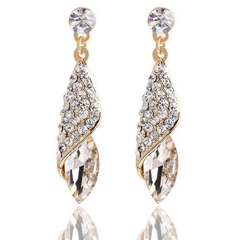 Mode Kristall Ohrring Damen Strass Wassertropfen Ohrringe Elegantes Schmuckstück Party Hochzeit Abendkleid Accessoires Funkelnde Hängeohrringe für Sie One Size von Joom DACH