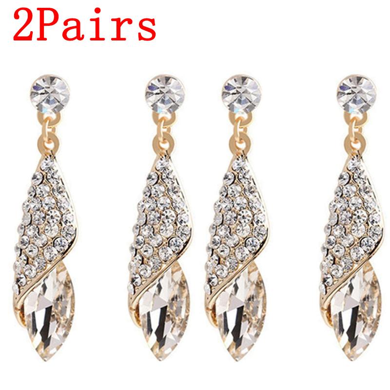 Mode Kristall Ohrring Damen Strass Wassertropfen Ohrringe Elegantes Schmuckstück Party Hochzeit Abendkleid Accessoires Funkelnde Hängeohrringe für Sie One Size von Joom DACH