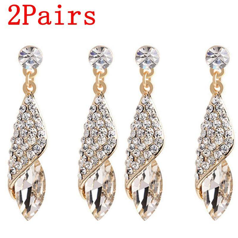 Mode Kristall Ohrring Damen Strass Wassertropfen Ohrringe Elegantes Schmuckstück Party Hochzeit Abendkleid Accessoires Funkelnde Hängeohrringe für Sie One Size von Joom DACH