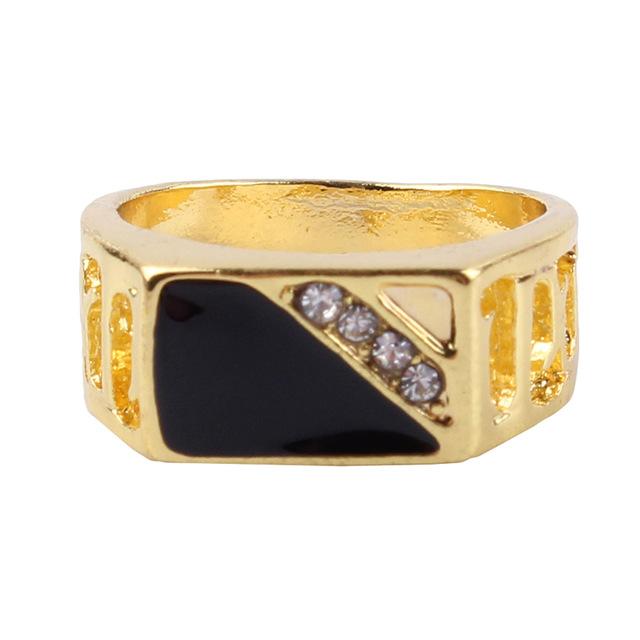 Mode Männlichen Schmuck Klassische Gold Farbe Strass Hochzeit Ring Schwarz Emaille Ringe Für Männer Weihnachten Party Geschenk 10 gold von Joom DACH