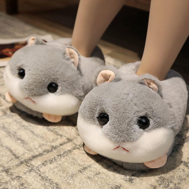 Mode Melancholischer Hamster Hausschuhe Frauen Mädchen Winter Slip On Flauschige Schuhe 2024 Neue Cartoon Tiere Piggy Panda Einhorn Fell Rutschen Free Size (35-41) von Joom DACH