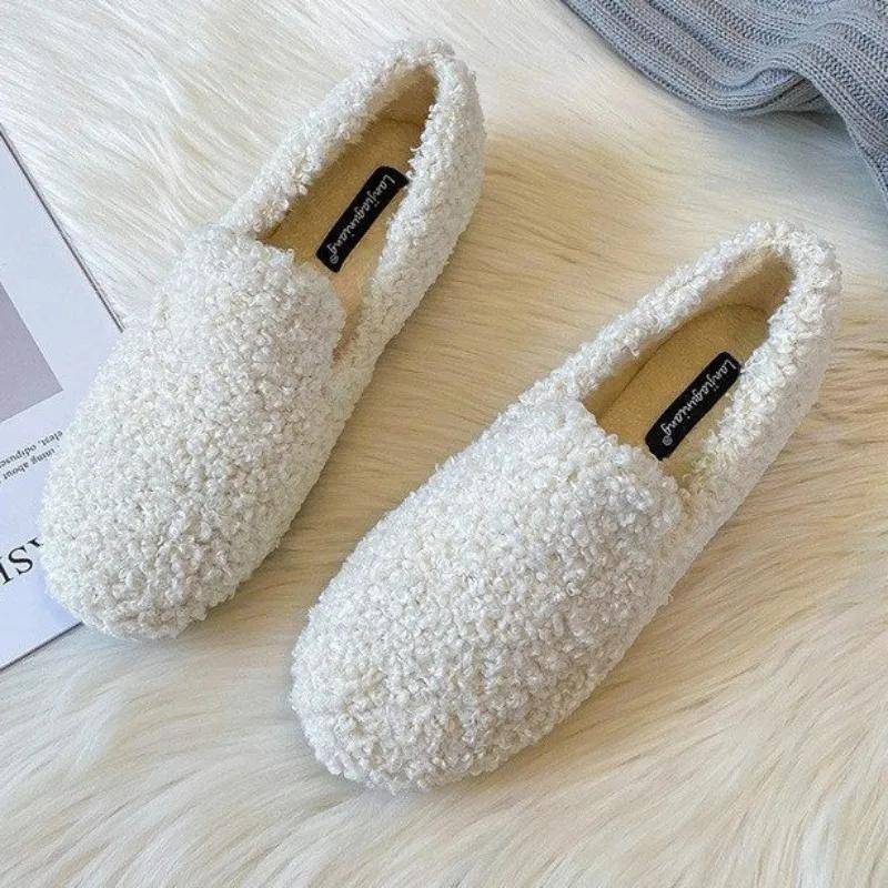 Mode Neue Damen Pelz Ballerinas Herbst Warm halten Plüsch Flach Slipper Freizeitschuhe für Damen Slipper Outdoor Damen Laufschuhe 40 weiß von Joom DACH