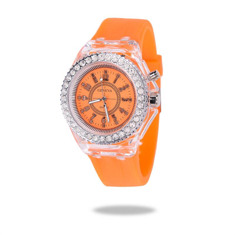 Mode Strass LED Leuchtende Uhr für Frauen Outdoor Sport Digital Frau Wirstwatch Uhr orange von Joom DACH