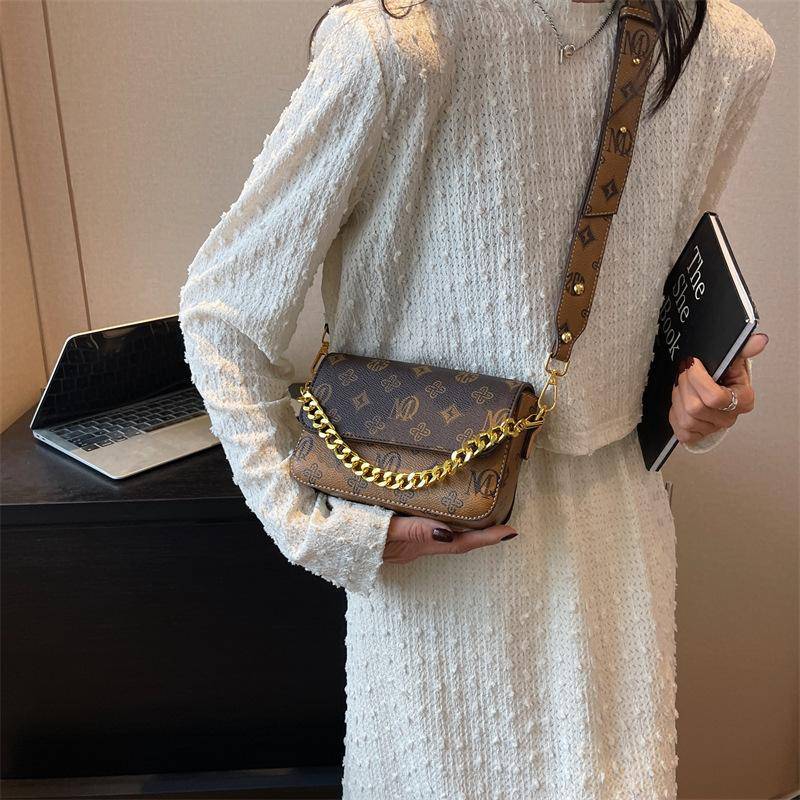 Mode Tasche Damen Neue Vielseitige Umhängetasche Schulter Kleine Quadratische Tasche von Joom DACH