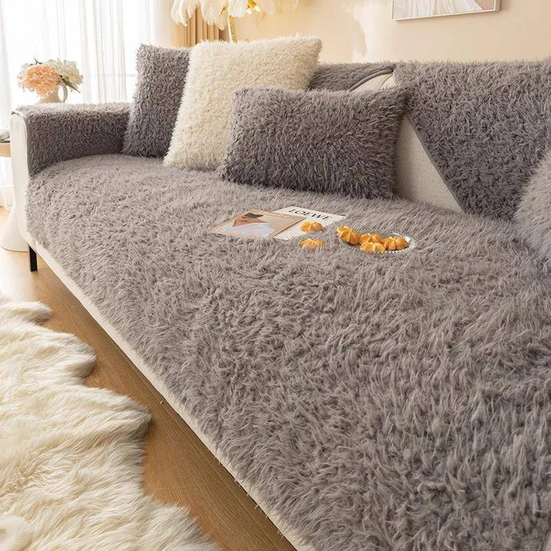 Moderne Mode Super Weiche Lange Plüsch Sofa Handtuch Winter Dicke Anti-rutsch Universal Schnittsofa Abdeckung Gesteppte Samt Couch Abdeckung 110x240cm 1pc von Joom DACH