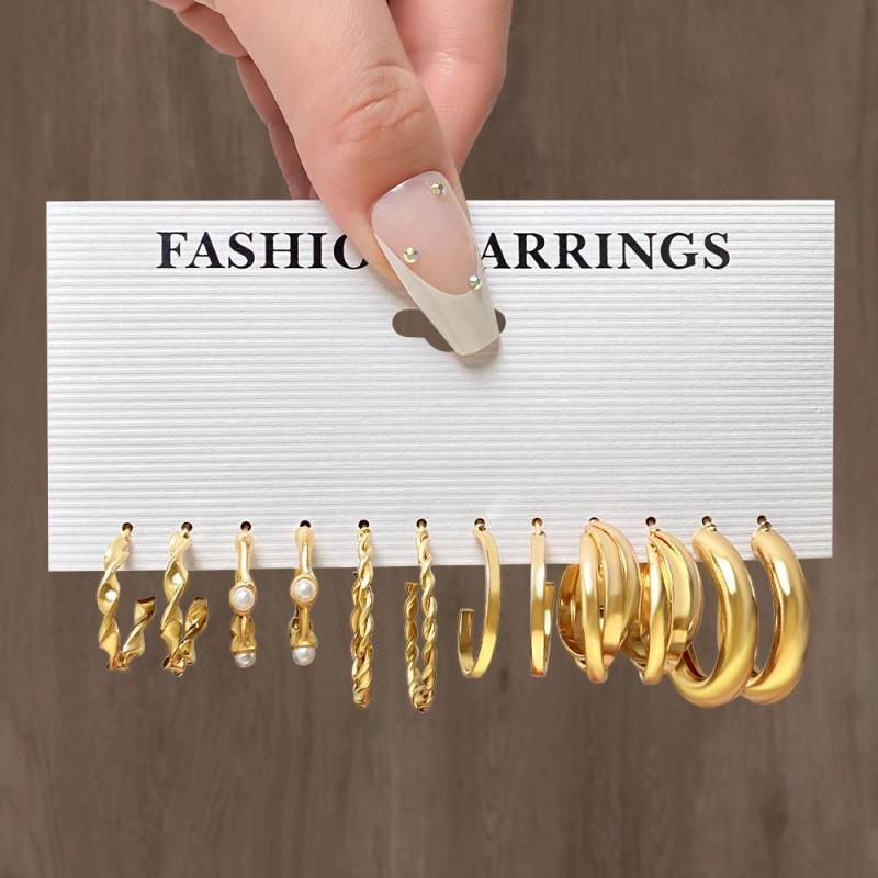 Modische, bezaubernde Damen-Ohrstecker, Party, vielseitiges und elegantes Mädchen-Geschenk-Ohrstecker-Set, runde und glatte Paar-Ohrstecker, goldenes Luxus-Ohrring-Set 17034 gold von Joom DACH