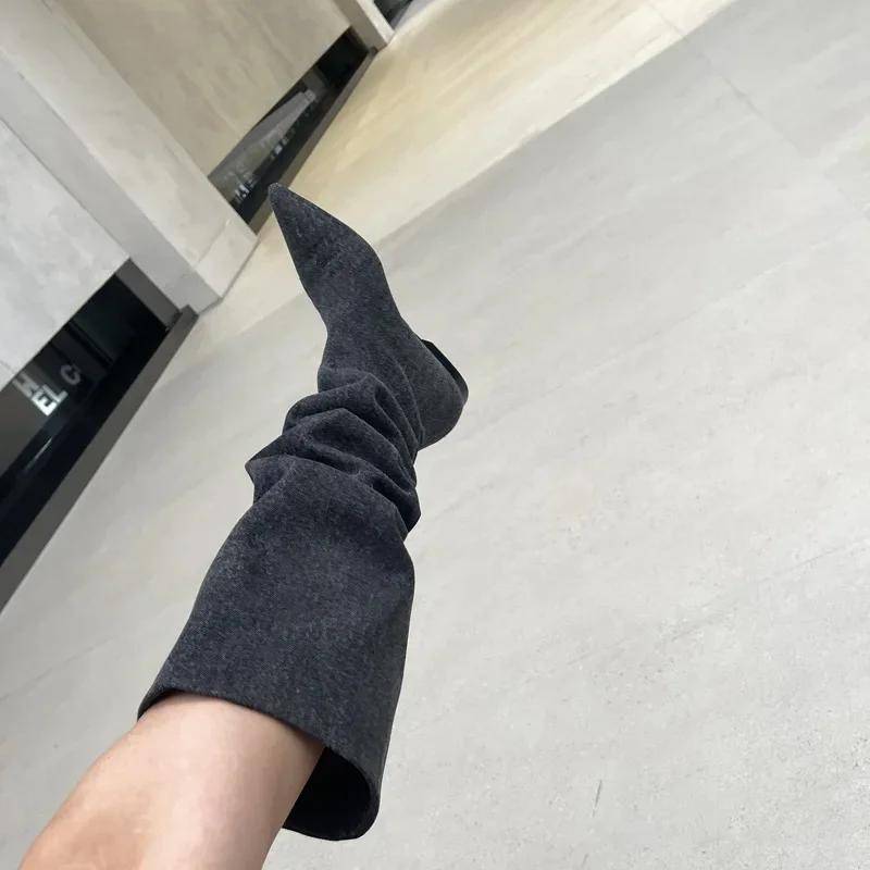 Modische, plissierte Chelsea-Stiefel für Damen mit spitzer Spitze, kniehoch, Stiefeletten für Damen, Herbst, Retro, niedrige Absätze, Cowboystiefel, Bota Feminina 39 schwarz grau Modische, plissierte Chelsea-Stiefel für Damen mit spitzer Spitze, kniehoch, Stiefeletten für Damen, Herbst, Retro, niedrige Absätze, Cowboystiefel, Bota Feminina 39 schwarz grau von Joom DACH