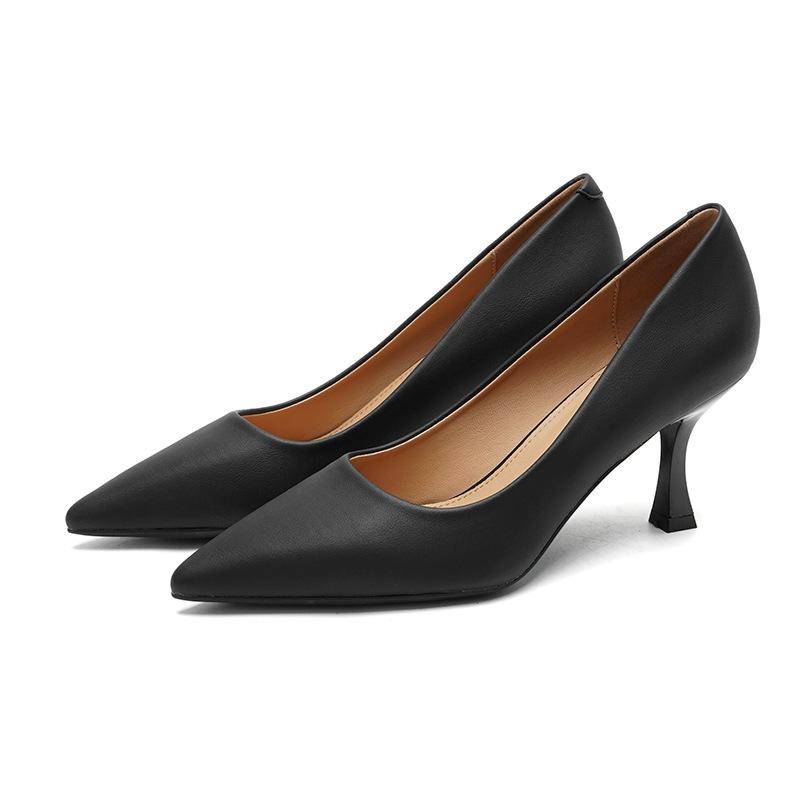 Modische, schlichte Pumps in Volltonfarbe für Damen mit niedrigem Schnitt und spitzer Spitze, Stilettos und High Heels, elegante Damenschuhe 35 schwarz von Joom DACH