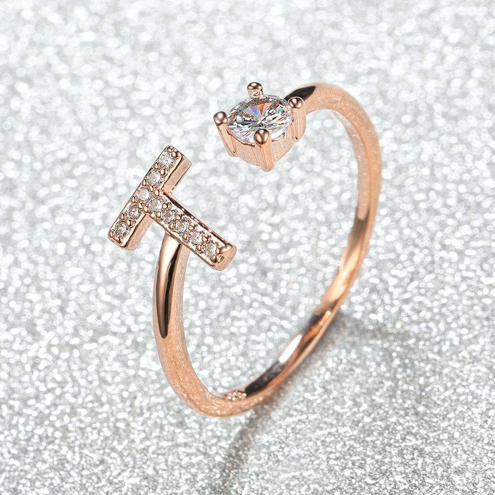 Modischer Ring mit 26 Buchstaben, CZ, Namensinitialen, Ehering, Krone, Liebesring, Brautjungfern-Geschenk, Paarring T rose gold von Joom DACH